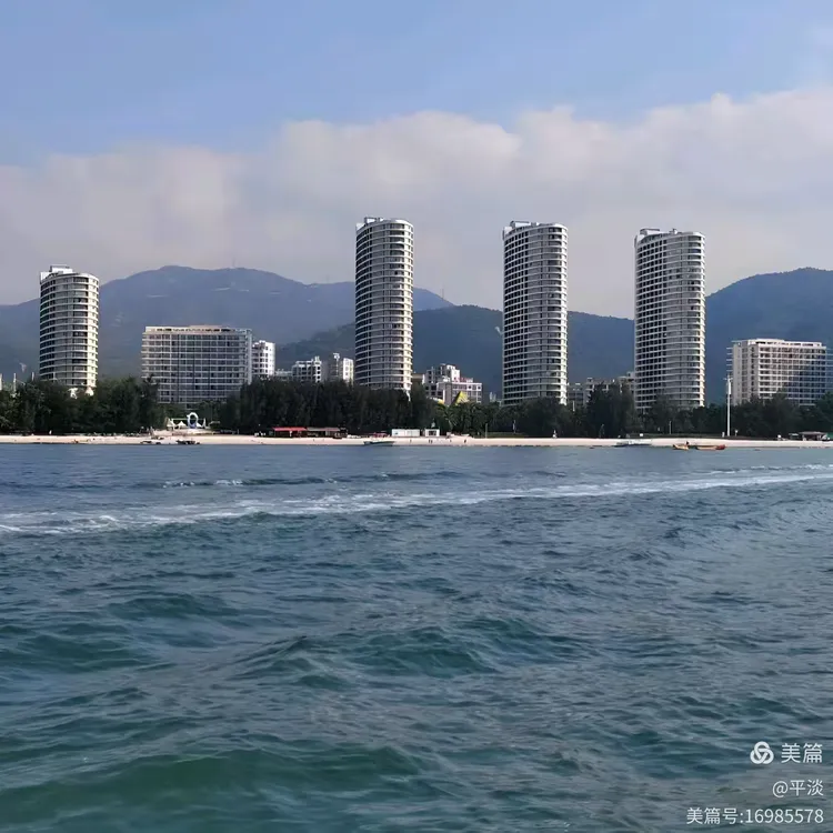 广东惠州巽寮湾美人鱼岛.可从码头坐船到美人鱼岛